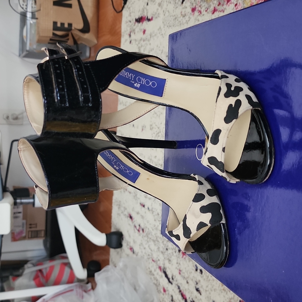 Women H&M Jimmy Choo size 5 heels